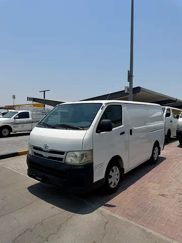 صورة 1 لـ 2013 Toyota HIACE