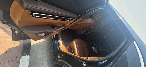 صورة 6 لـ 2019 Porsche CAYENNE