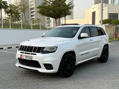 Jeep Grand Cherokee SRT 2017 GCC very low KM full service agency