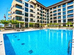 COMMUNITY EXPERT | BRAND NEW | SPACIOUS UNIT |