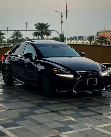 صورة 8 لـ 2019 Lexus IS-SERIES