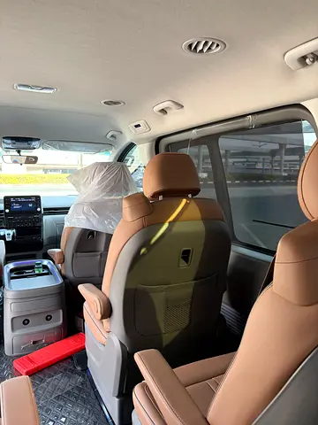 2025 Hyundai STARIA — миниатюра 8