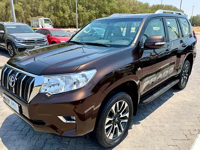 TOYOTA PRADO TXL 2023 GCC V6 Engine Patrol 7 seater Full option 4/4 and 4 wheel Drive