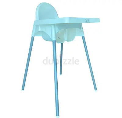 Simple White Baby High Chair / Feeding Chai
