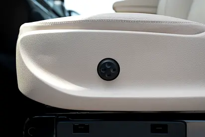 صورة 9 لـ 2025 Mercedes-BENZ VITO