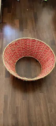 Christmas tree skirt - unused