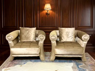 Visionnaire Cavalli Pair of Beige Velvet Armchairs with Cushions - Classic Design Luxury