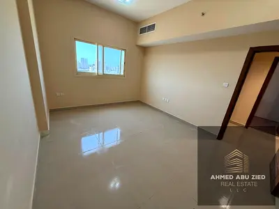 شقة غرفة وصالة للإيجار السنوي في الجرف 3 | ثاني ساكن | 2 حمام | تكييف مركزي | بلكونة كبيرة | باركنج | 30,000 درهم | 4 أو 6