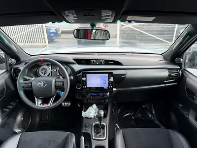 صورة 13 لـ 2026 Toyota HILUX