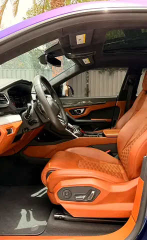 2021 Lamborghini URUS 照片 9