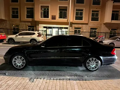 صورة مصغرة 8 لـ 2007 Mercedes-BENZ E-CLASS