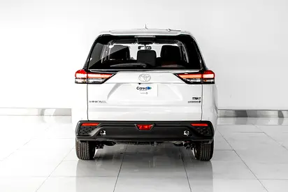 صورة 5 لـ 2025 Toyota INNOVA