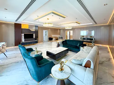 Rare Layout | Sea Views | Vacant