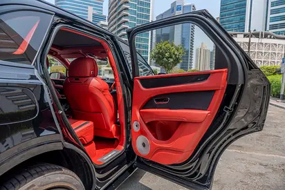 2024 Bentley BENTAYGA — миниатюра 15