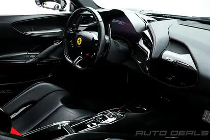 2021 Ferrari SF90 STRADALE — фото 9
