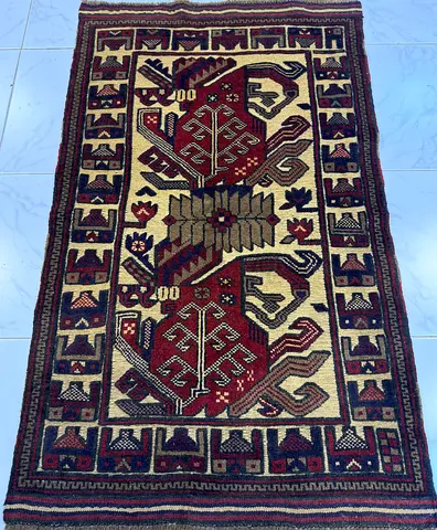 Handwoven Middle Eastern/tribal Style Decorative Rug - size 0.80 by 1.30