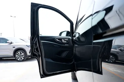 صورة 5 لـ 2025 Mercedes-BENZ VITO