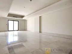 Vacant | Private Garden | Great Deal