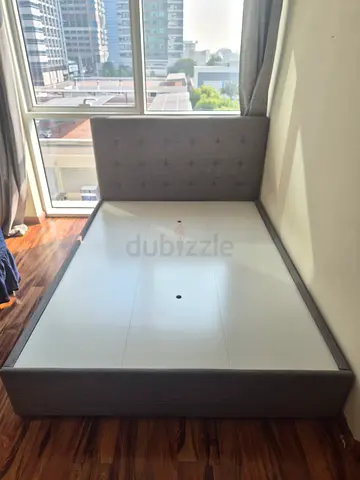 50% off - Used Homebox Movo Oakland Queen Bed - 150x200 cm