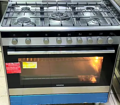 Siemens 5-Burner Gas Range with Oven - Good Working Condition