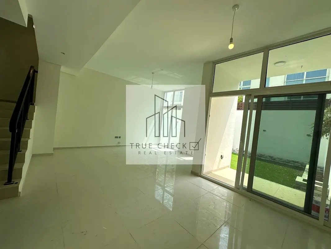 3 Bedrooms + Maid | Private Garden | Unfurnished | R2M14 Layout