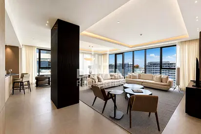 Premium Layout | Corner Unit | Full Canal View