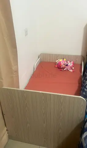 Wooden Toddler Bed / Small Kids Bed with Side Rails - with Mattres Good Condition