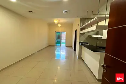 Spacious | Ground floor | Notice served | Terrace