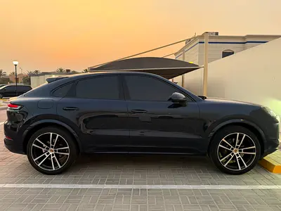 2024 Porsche CAYENNE photo 7