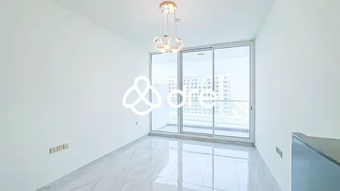 Stunning view | Prime Location I | Vacant