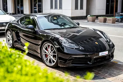 AED 4239/month | 2017 Porsche 718 Cayman S | GCC Specs | Ref#505328