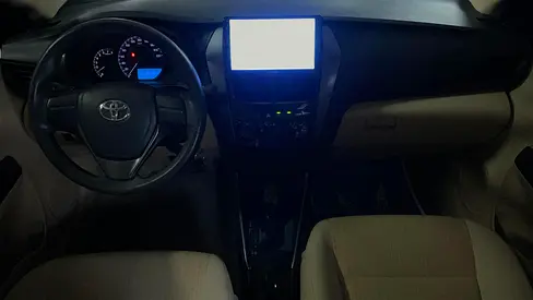 صورة 7 لـ 2022 Toyota YARIS