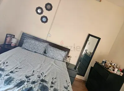 Bed is available - Immediate Sale