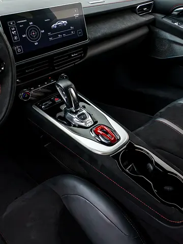 2023 Lotus EMIRA photo 17