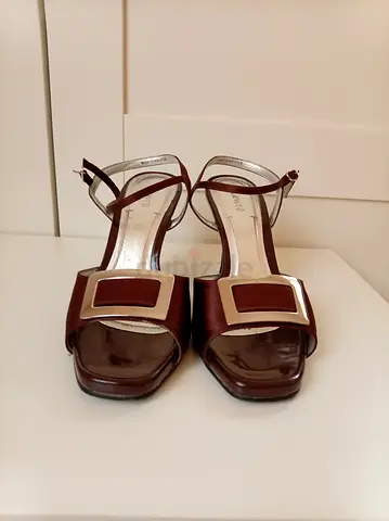 Lewre Brown women's open-toe heeled sandals with buckle detail, size 37, only worn a few times