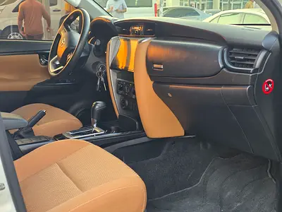 2022 Toyota FORTUNER 照片 9
