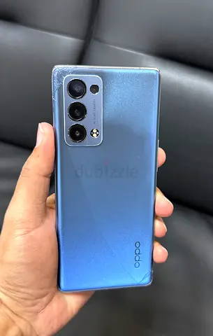 OPPO Reno6 Pro 5G - storage 256GB ram 12+4GB.Display have 2 green line and back door little crack.
