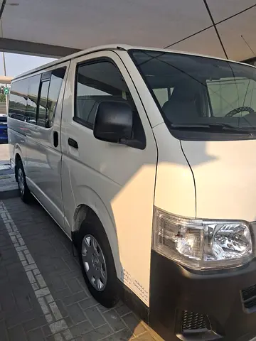 صورة 7 لـ 2013 Toyota HIACE