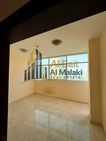 Premium Master Bedroom – Al Majaz 3 | Free Parking