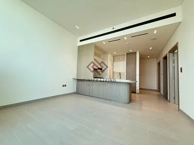 Exclusive JVC Living | 1 Bed | 2 Baths | Great Location