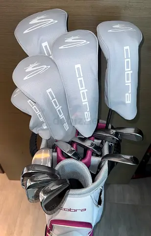 Cobra Ladies Golf Set with Bag and Headcovers - Excellent Condition