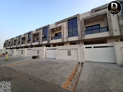 ✨ Modern townhouse villa with luxurious finishes and a large front setback, ready to move in.