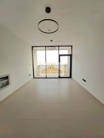 🏡 شقة 2 غرفة نوم فسيحة وجديدة بالكامل – تلال سيتي، الشارقة ✨