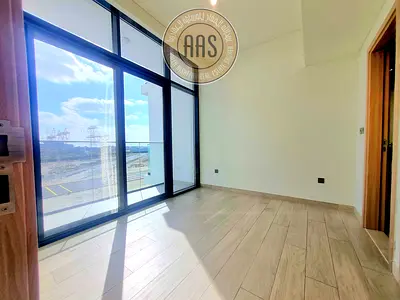 Chiller free spacious 1 bedroom apartment with 2 washroom with 2 balcony only in 68k