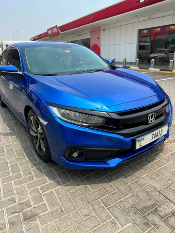 2019 Honda Civic RS Turbocharged 1.5L Inline-4 185 HP | First Owner | Agency Serviced | GCC