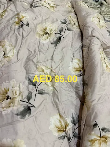 King size floral comforter / duvet - light beige, good condition