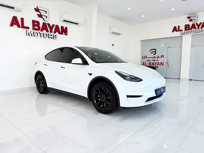 تيسلا موديل Y (ستاندرد) 2024 ابيض / ابيض خليجي تحت الضمان