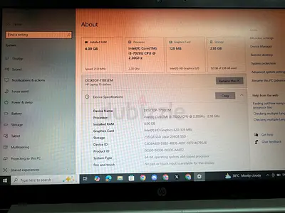 HP EliteBook / Pavilion laptop - Intel i3-7020U, 4GB RAM, 256GB SSD (Windows) with bag and keyboard