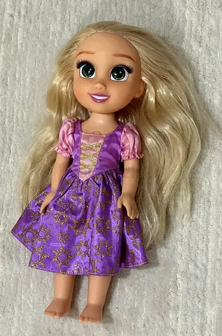 Rapunzel Disney Princess My Friend Singing Doll 14" Tall Works Jakks Pacific Co
