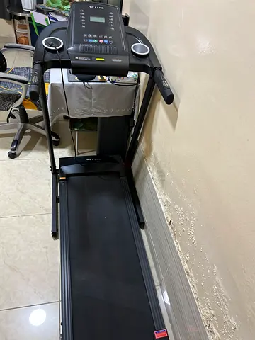 Folding Treadmill with Incline and LED Display - Good Condition (negotiable)